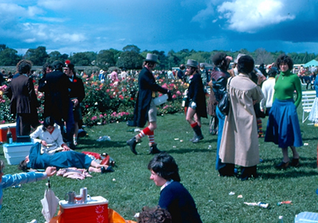 Melbourne Cup Pictures - 1975